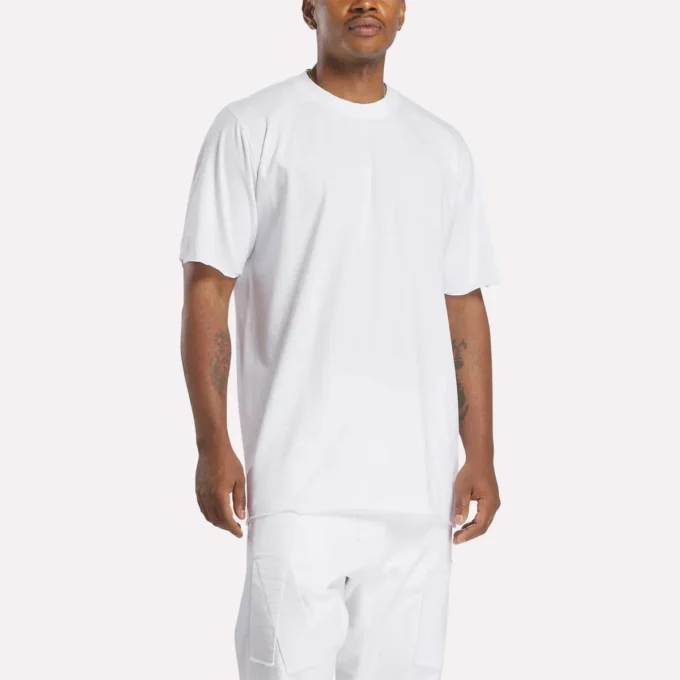 Camiseta Constructed de Reebok x 11 By Boris Bidjan Saberi LTD Camiseta Constructed de Reebok x 11 By Boris Bidjan Saberi LTD