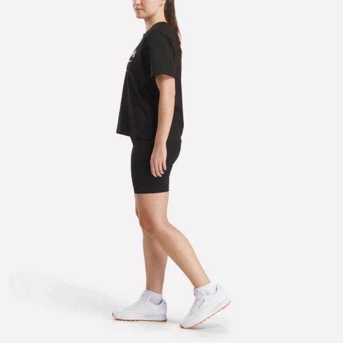Camiseta de manga corta oversize con logo grande para mujer Camiseta de manga corta oversize con logo grande para mujer