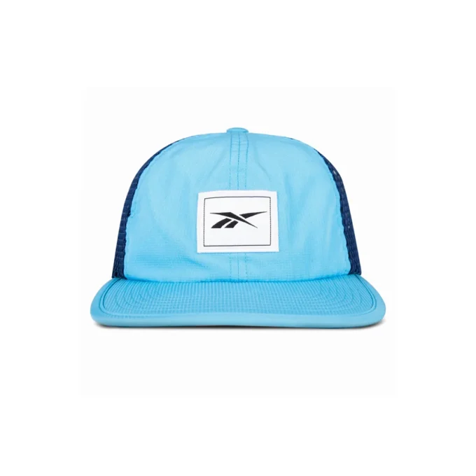 Gorra de running con visera plana ventilada Gorra de running con visera plana ventilada