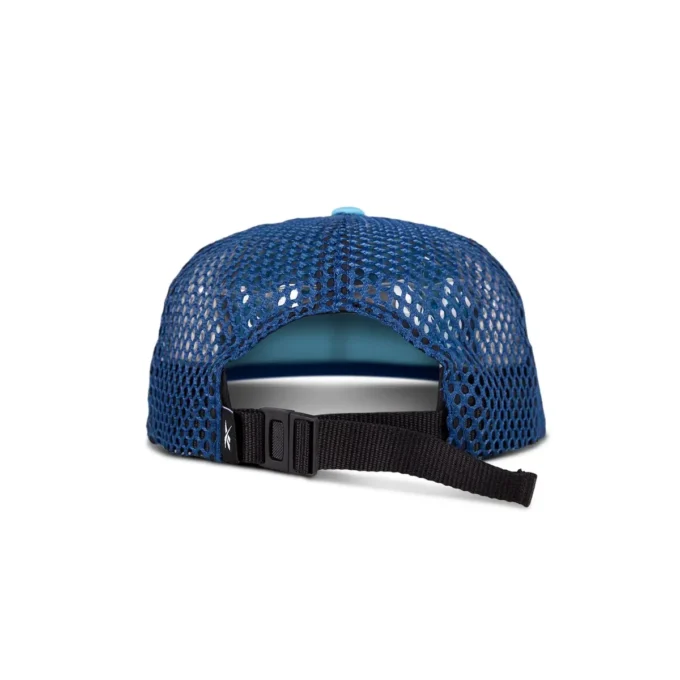 Gorra de running con visera plana ventilada Gorra de running con visera plana ventilada