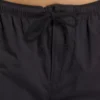 Pantalones cargo esenciales para el armario femenino