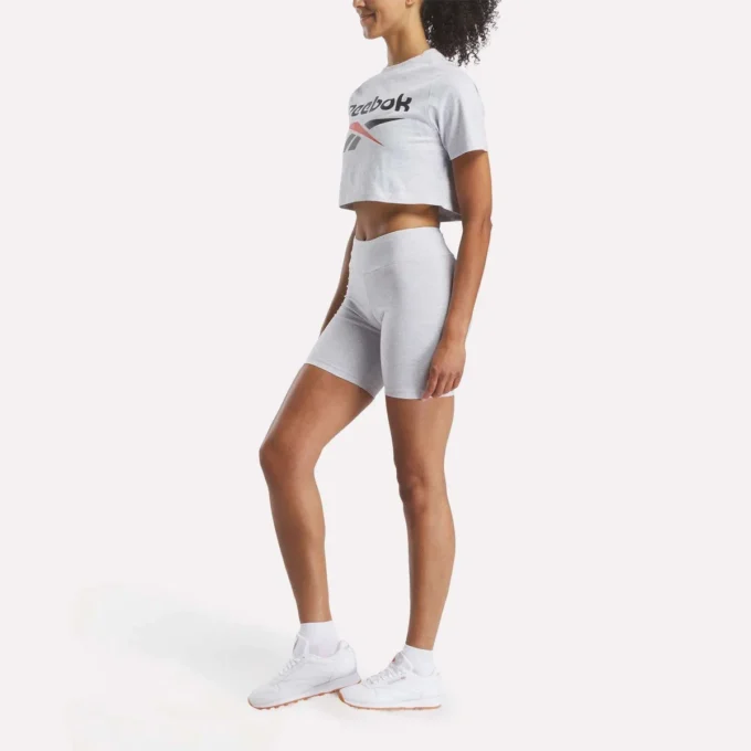 Pantalones cortos de ciclismo con logo pequeño para mujer Pantalones cortos de ciclismo con logo pequeño para mujer