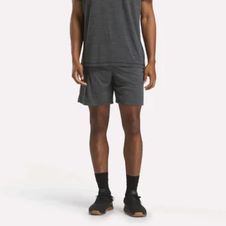 Pantalones cortos de entrenamiento de punto para hombre 7″