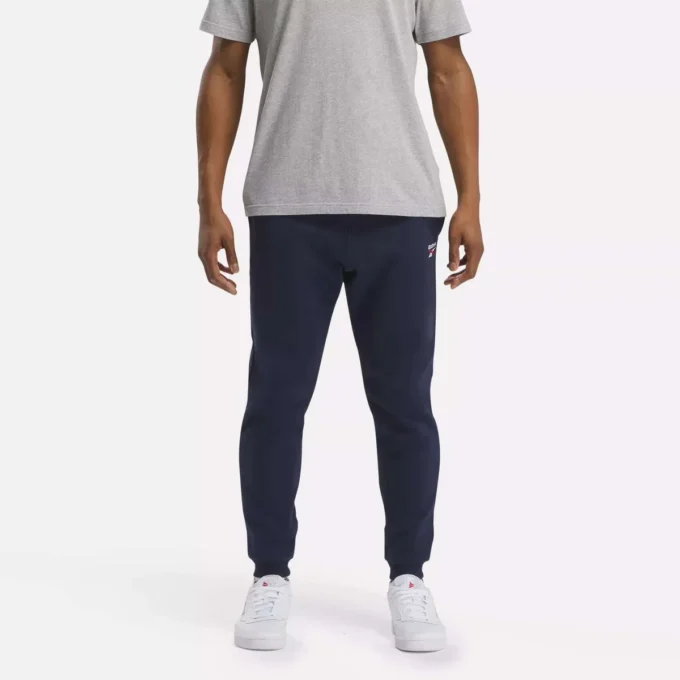 Pantalones de chándal de felpa con logotipo pequeño Reebok Identity para hombre Pantalones de chándal de felpa con logotipo pequeño Reebok Identity para hombre