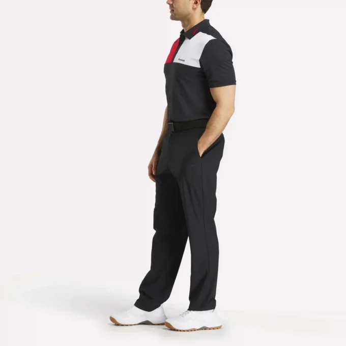 Polo con cuello adherido y bloques de color para hombre