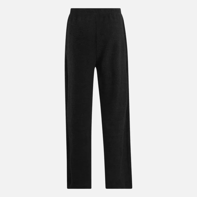 Prendas básicas para el armario femenino: pantalones cómodos Prendas básicas para el armario femenino: pantalones cómodos