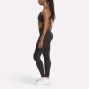 Sujetador deportivo con tirantes para mujer