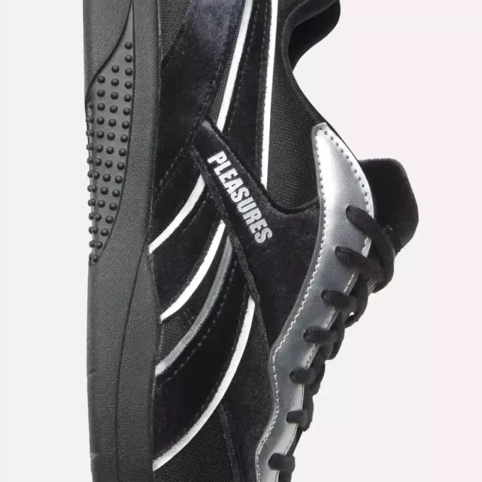 Zapatillas Reebok x PLEASURES Hammer Street