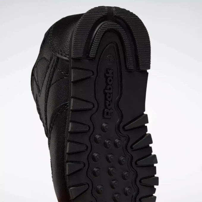 Zapatos Classic Leather para niños: bebés y niños pequeños Zapatos Classic Leather para niños: bebés y niños pequeños